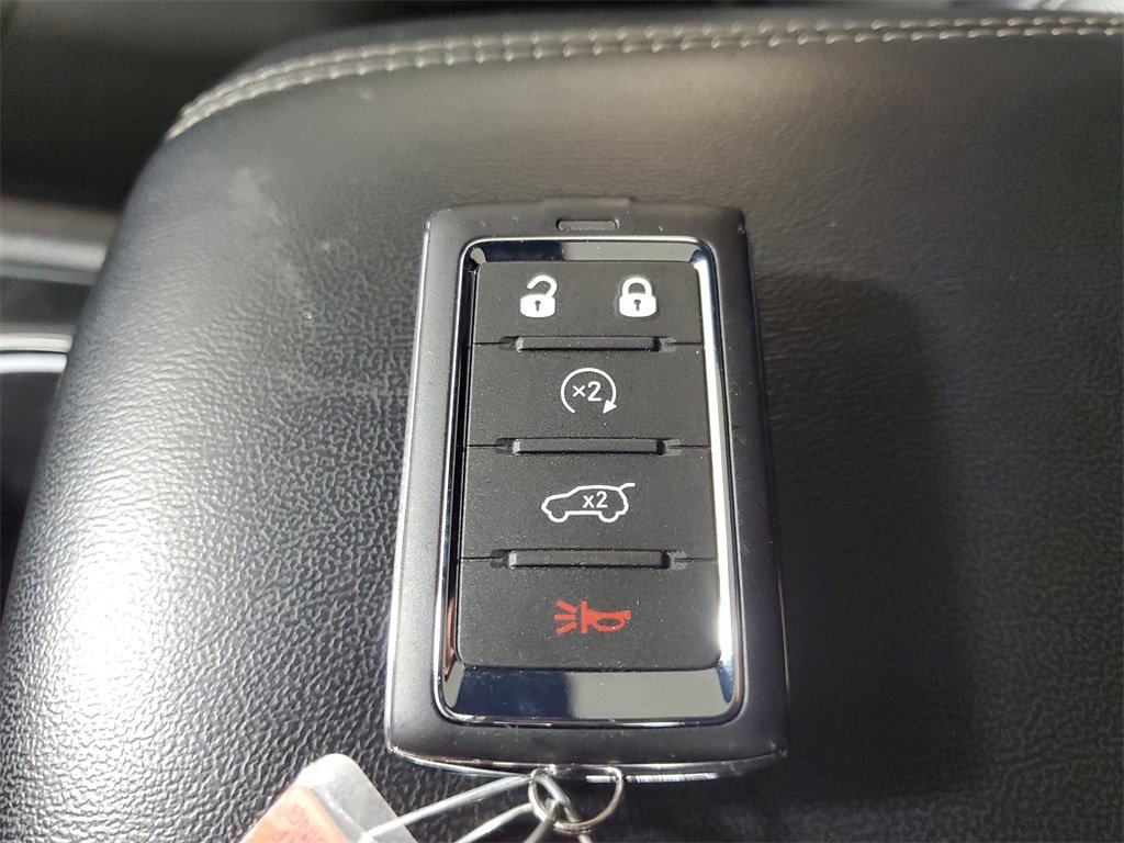 Used 2024 Jeep Grand Cherokee L Altitude image 27