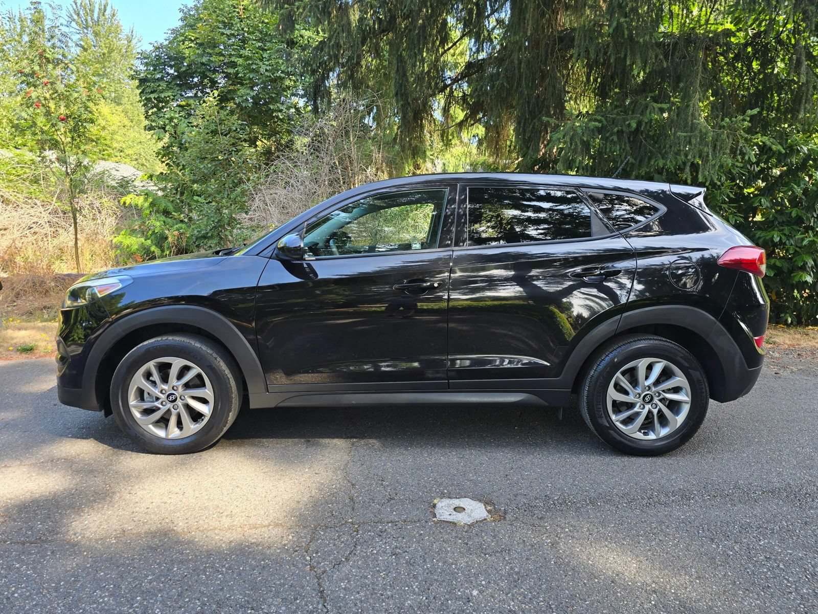 Used 2018 Hyundai Tucson SE AWD/4WD image 2