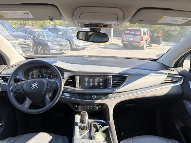 Used 2018 Buick Enclave Essence AWD/4WD image 20