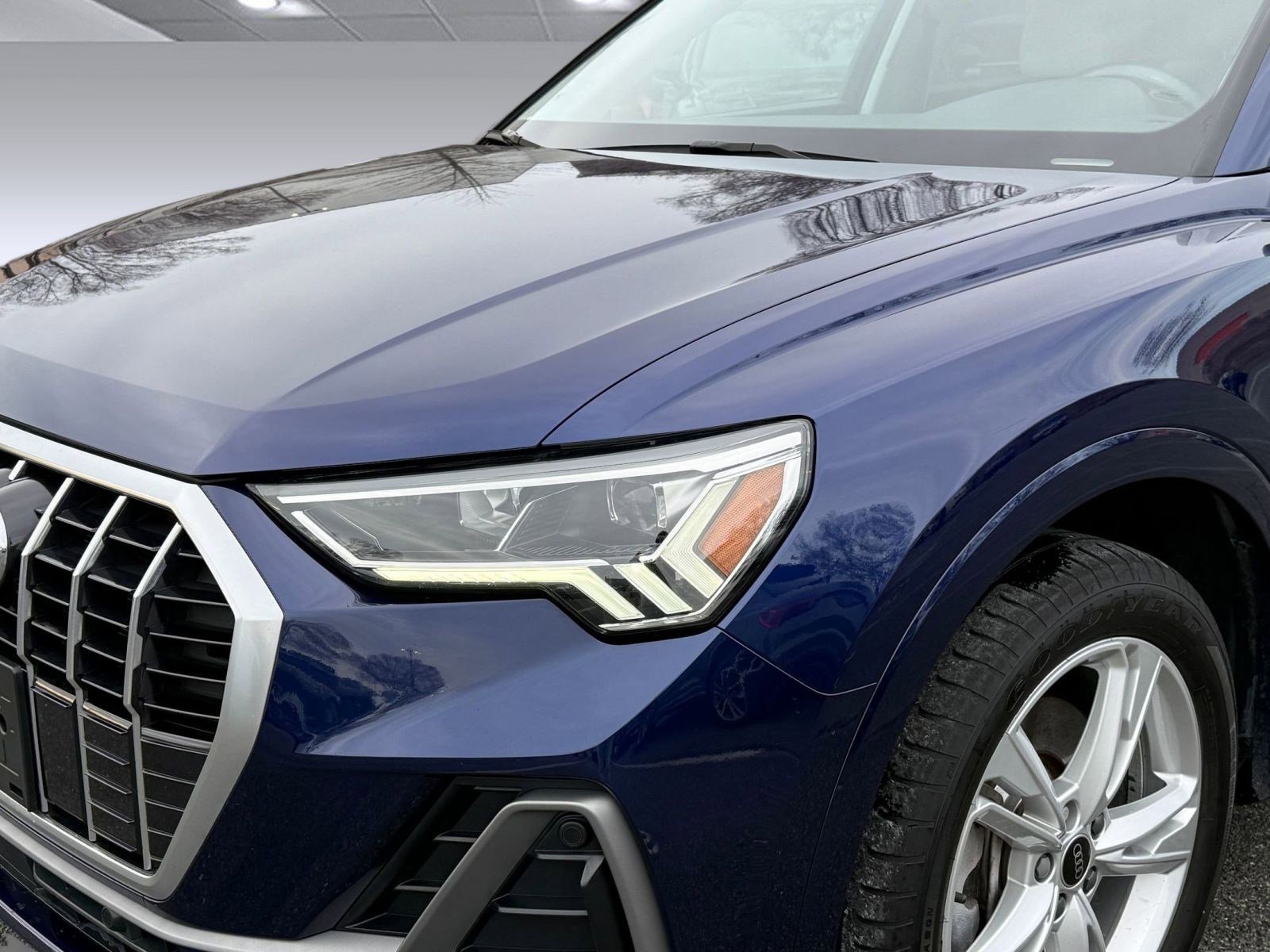 Used 2023 Audi Q3 2.0T Premium w/ Convenience Package image 11