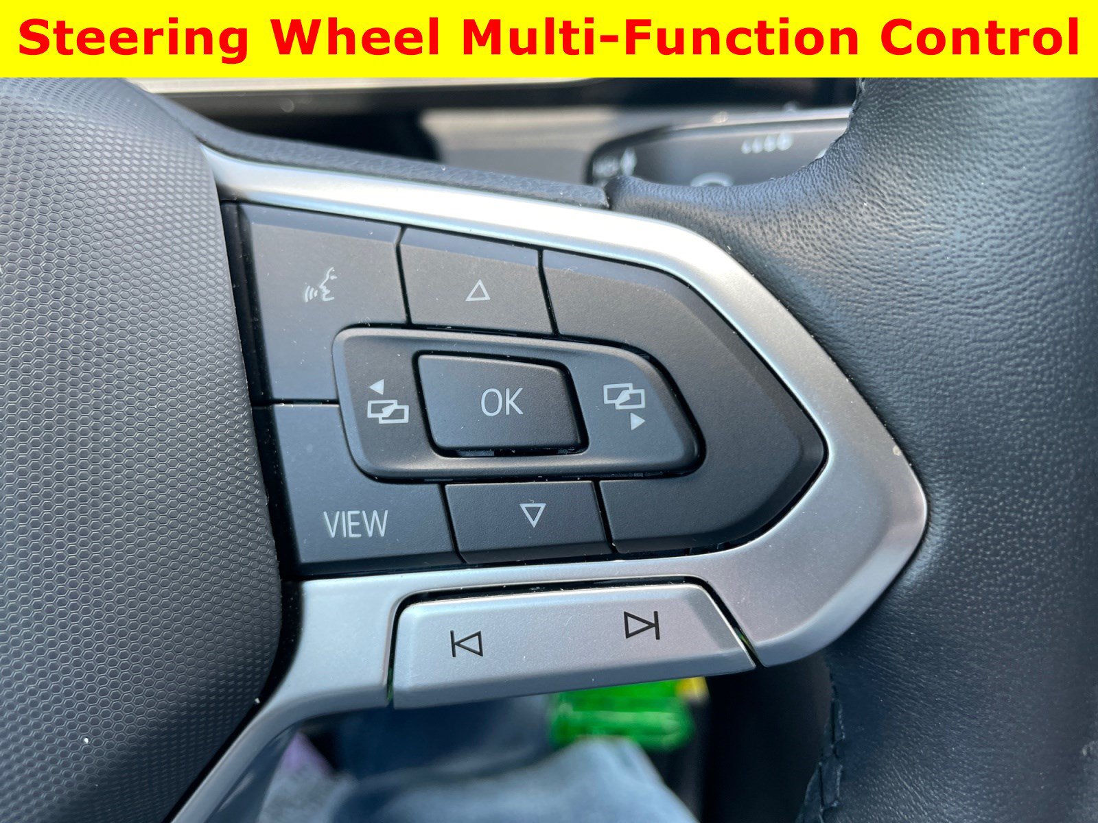Used 2025 Volkswagen Jetta Sport FWD image 22