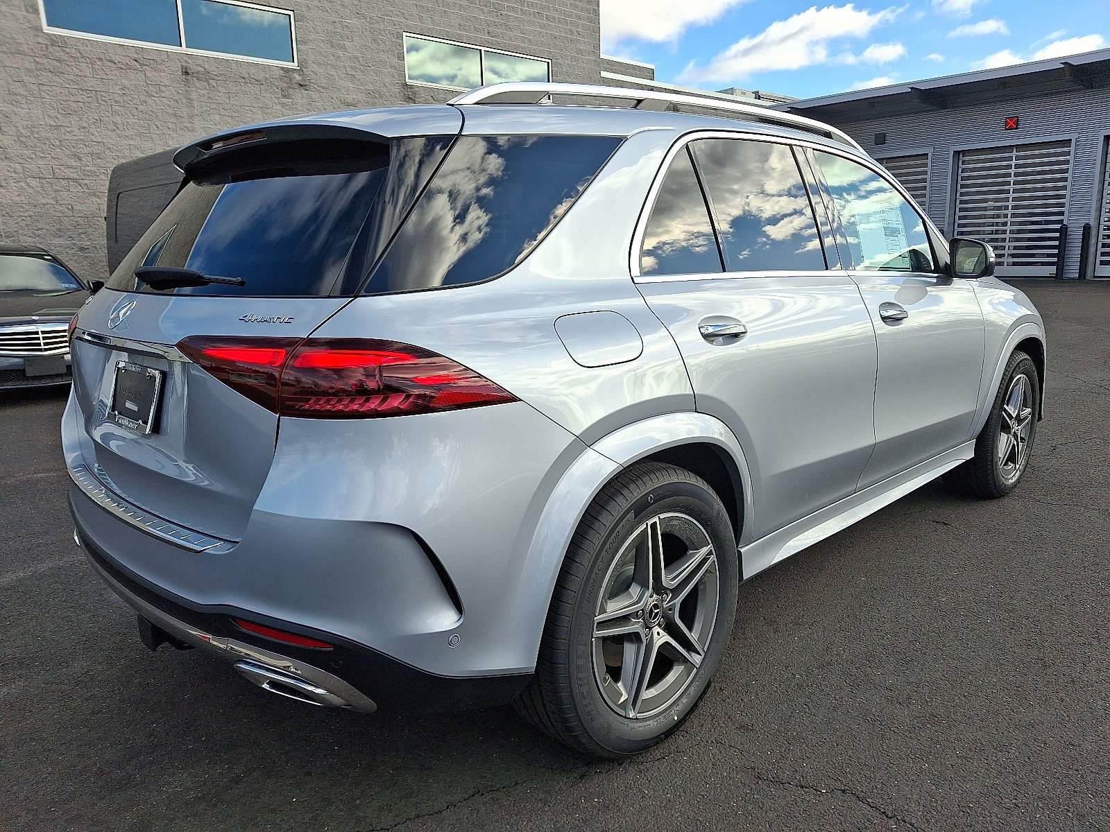 New 2026 Mercedes-Benz GLE 350 4MATIC image 6