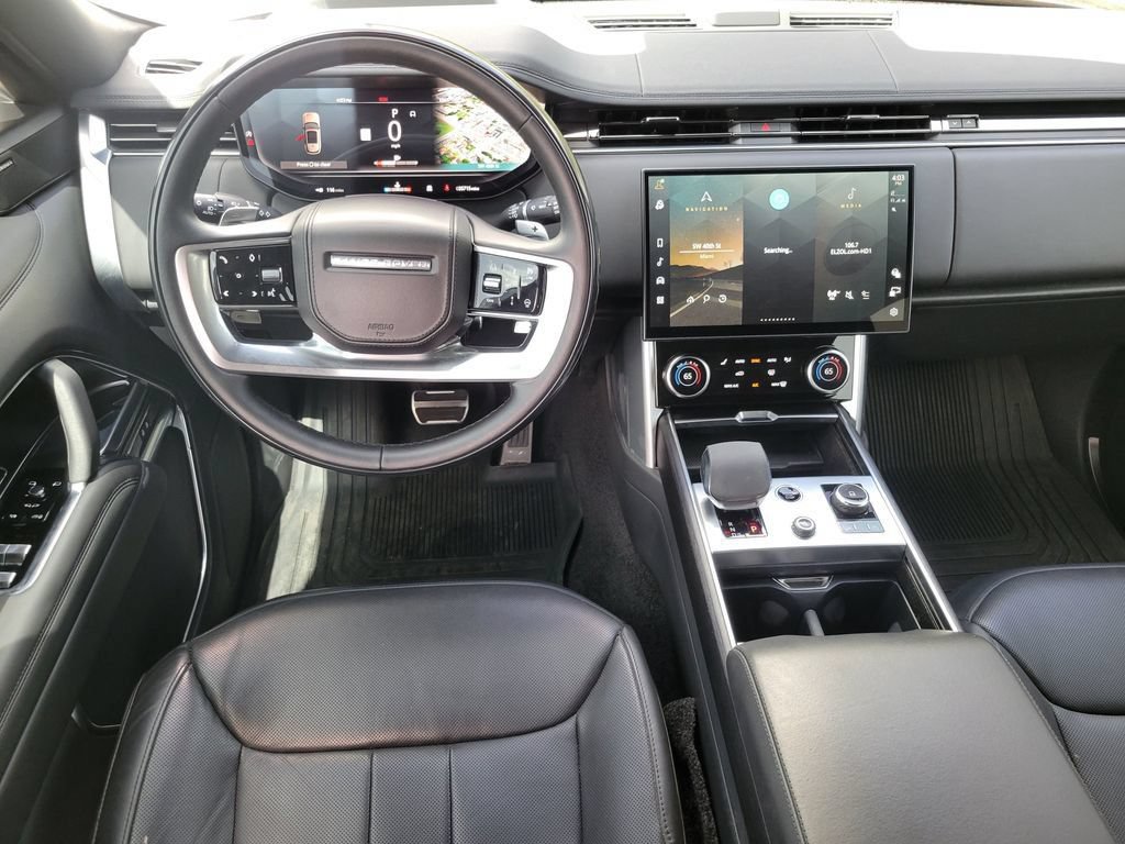 Used 2023 Land Rover Range Rover SE AWD/4WD image 13
