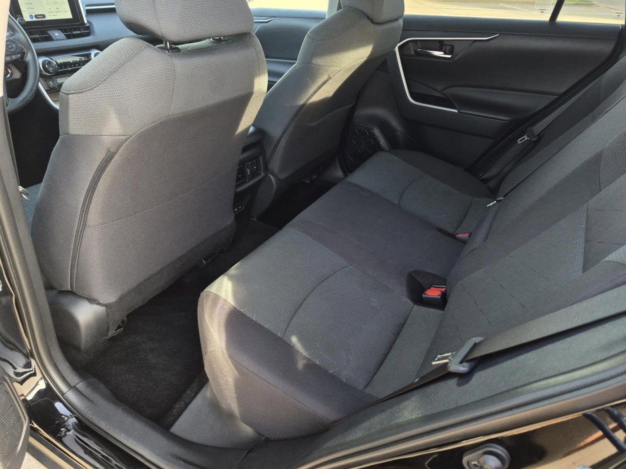 Used 2024 Toyota RAV4 XLE image 13