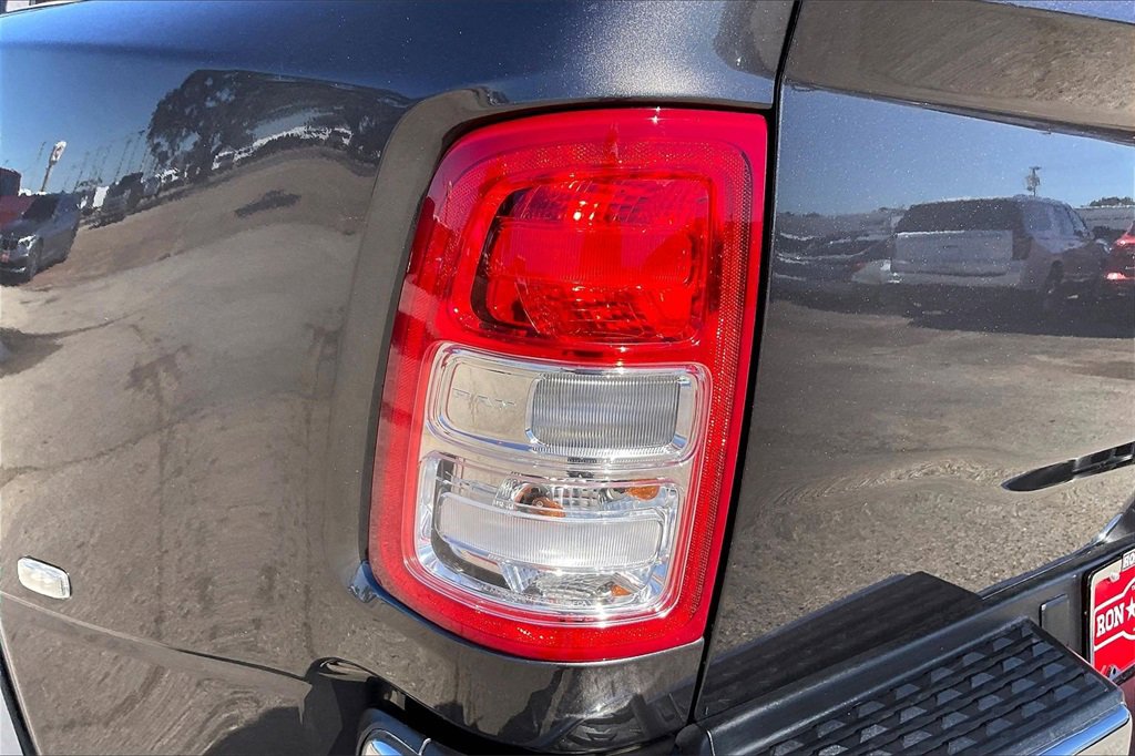 Used 2024 RAM 3500 Tradesman w/ Chrome Appearance Group image 20