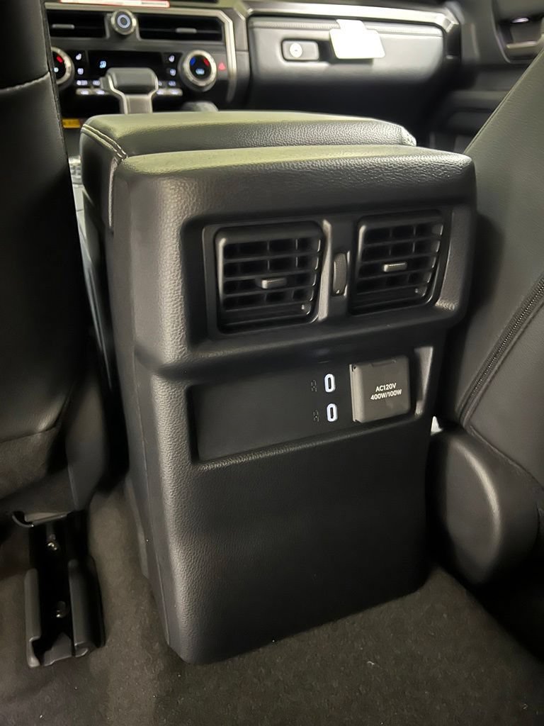 New 2026 Toyota 4Runner Limited AWD/4WD image 15