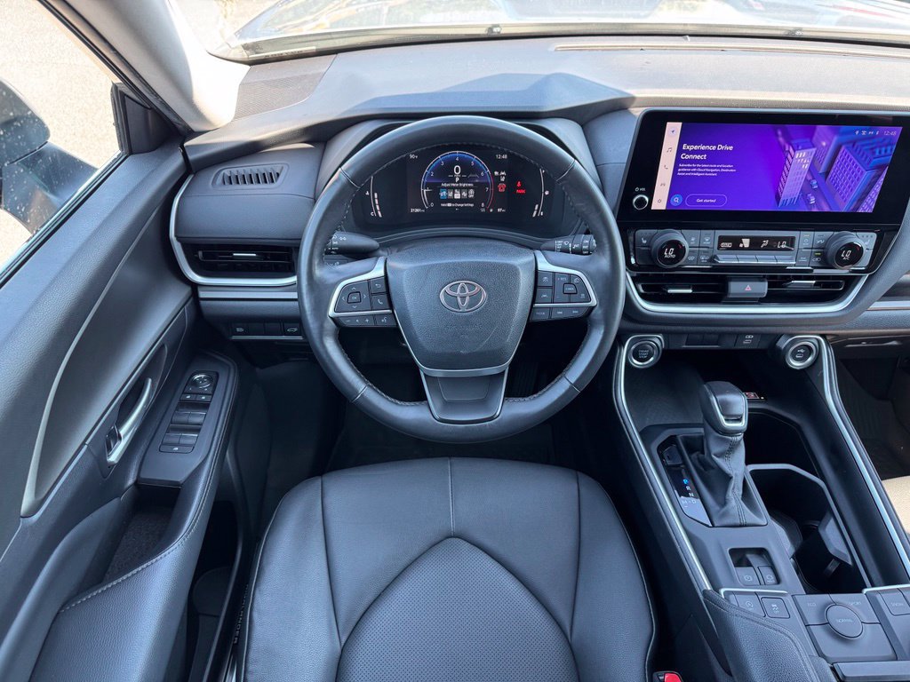 Used 2025 Toyota Grand Highlander FWD image 23