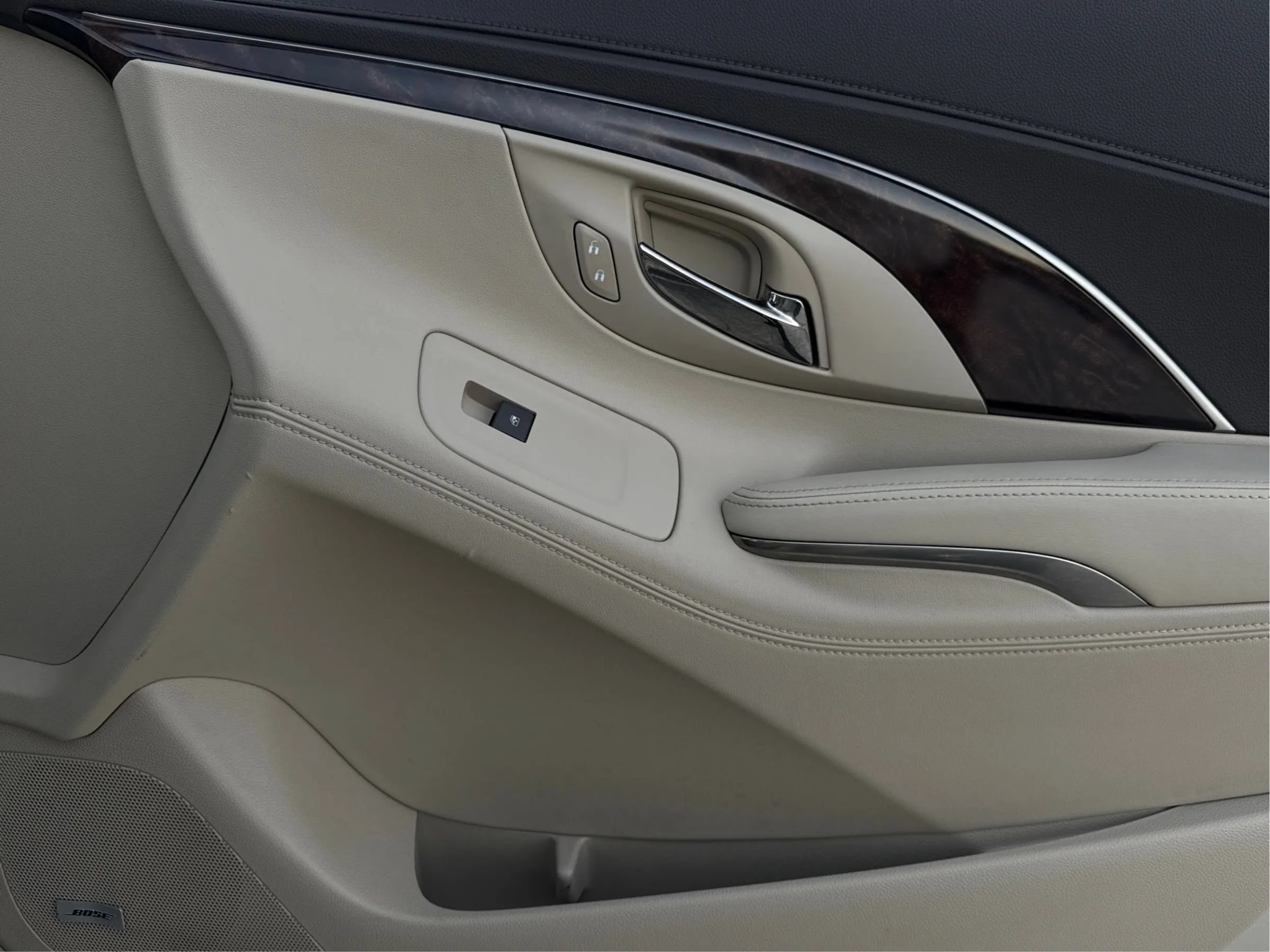 Used 2015 Buick LaCrosse Leather FWD image 38