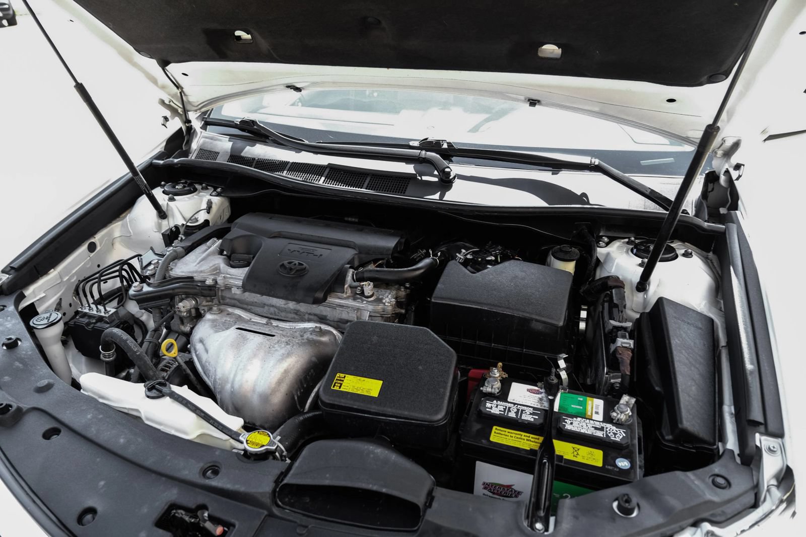 Used 2014 Toyota Camry SE FWD image 46