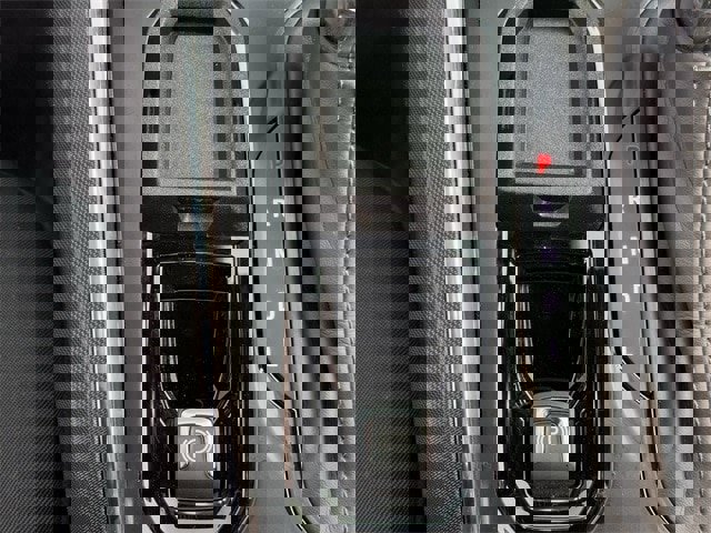 Used 2024 GMC Canyon Elevation w/ Convenience Package image 19