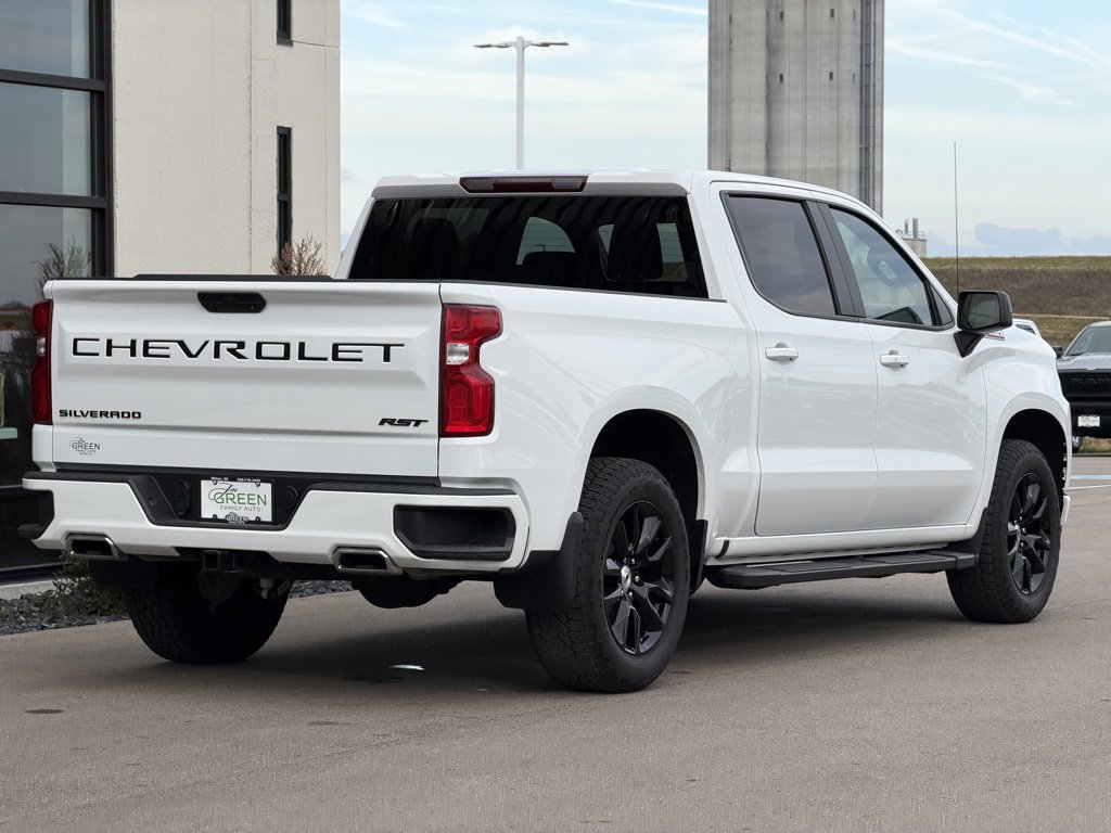 Used 2022 Chevrolet Silverado 1500 RST image 5
