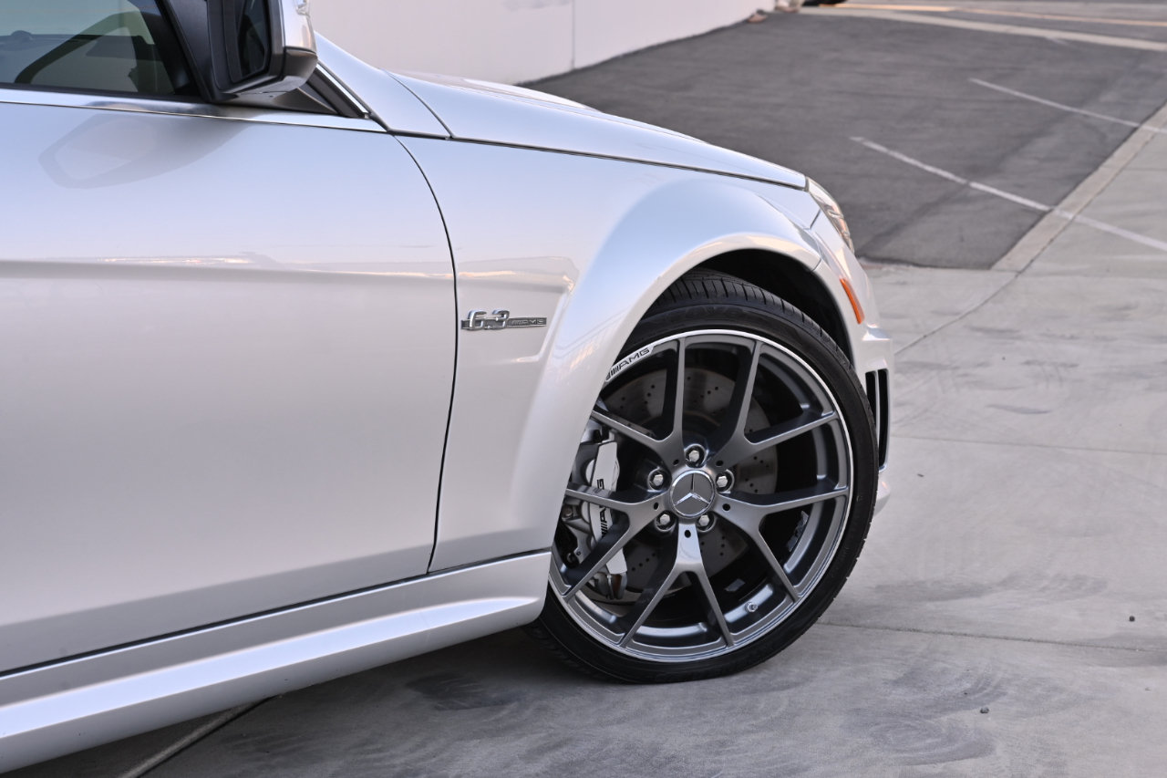 Used 2008 Mercedes-Benz C 63 AMG Sedan image 30