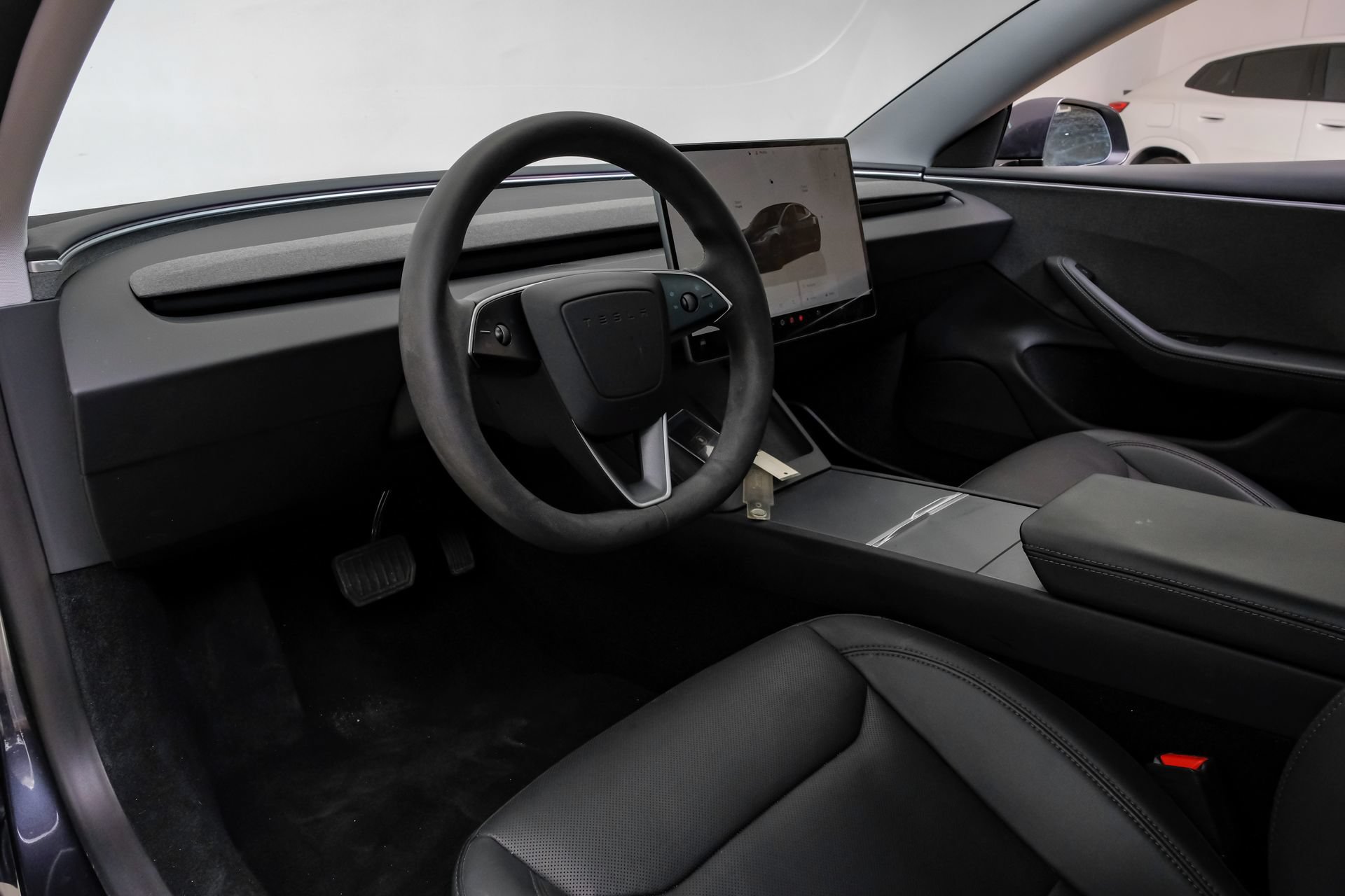 Used 2024 Tesla Model 3 Long Range RWD image 3