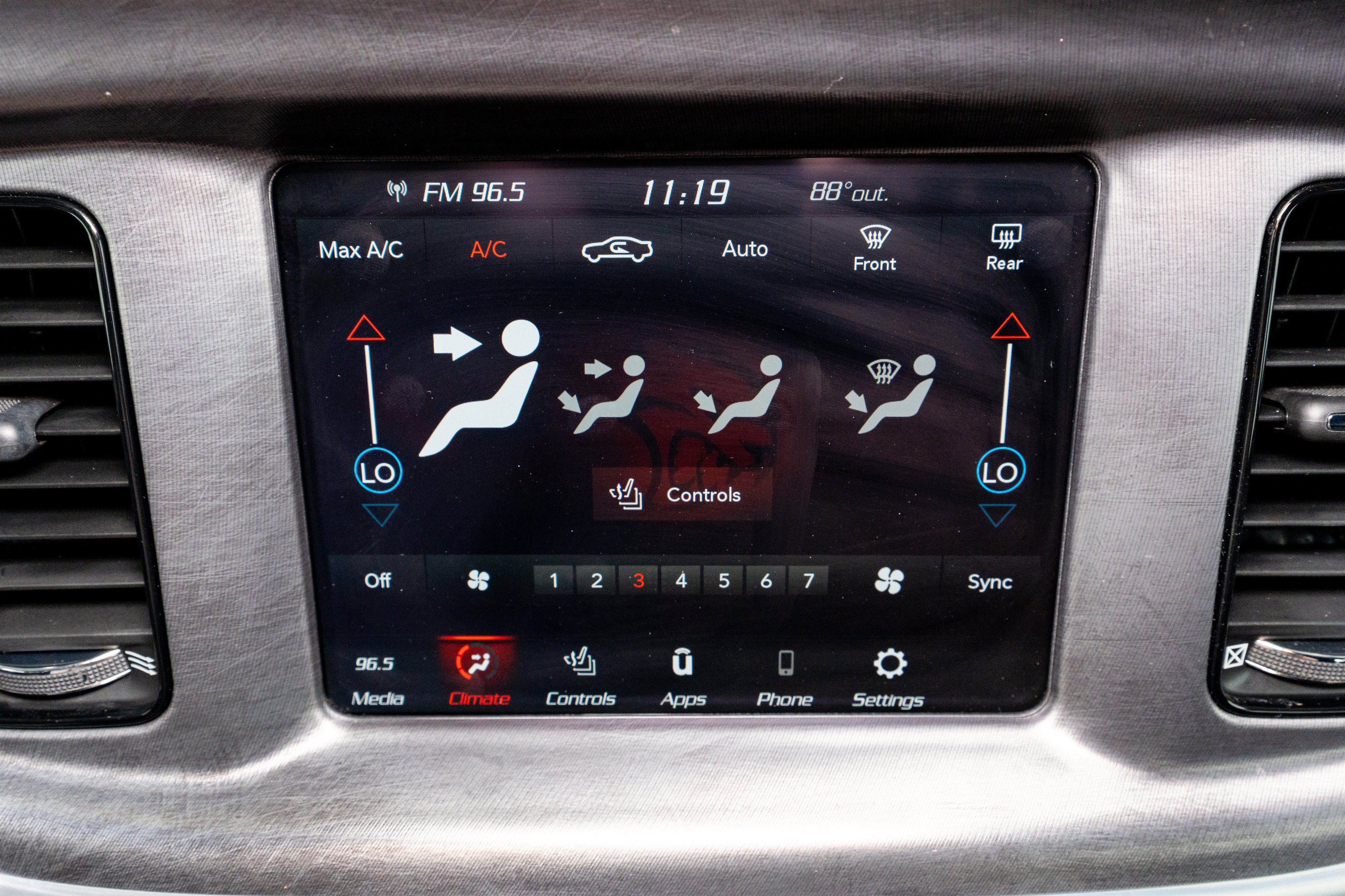 Used 2020 Dodge Charger R/T w/ Daytona Edition Group RWD image 17