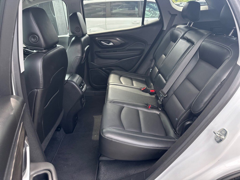 Used 2022 GMC Terrain SLT image 20