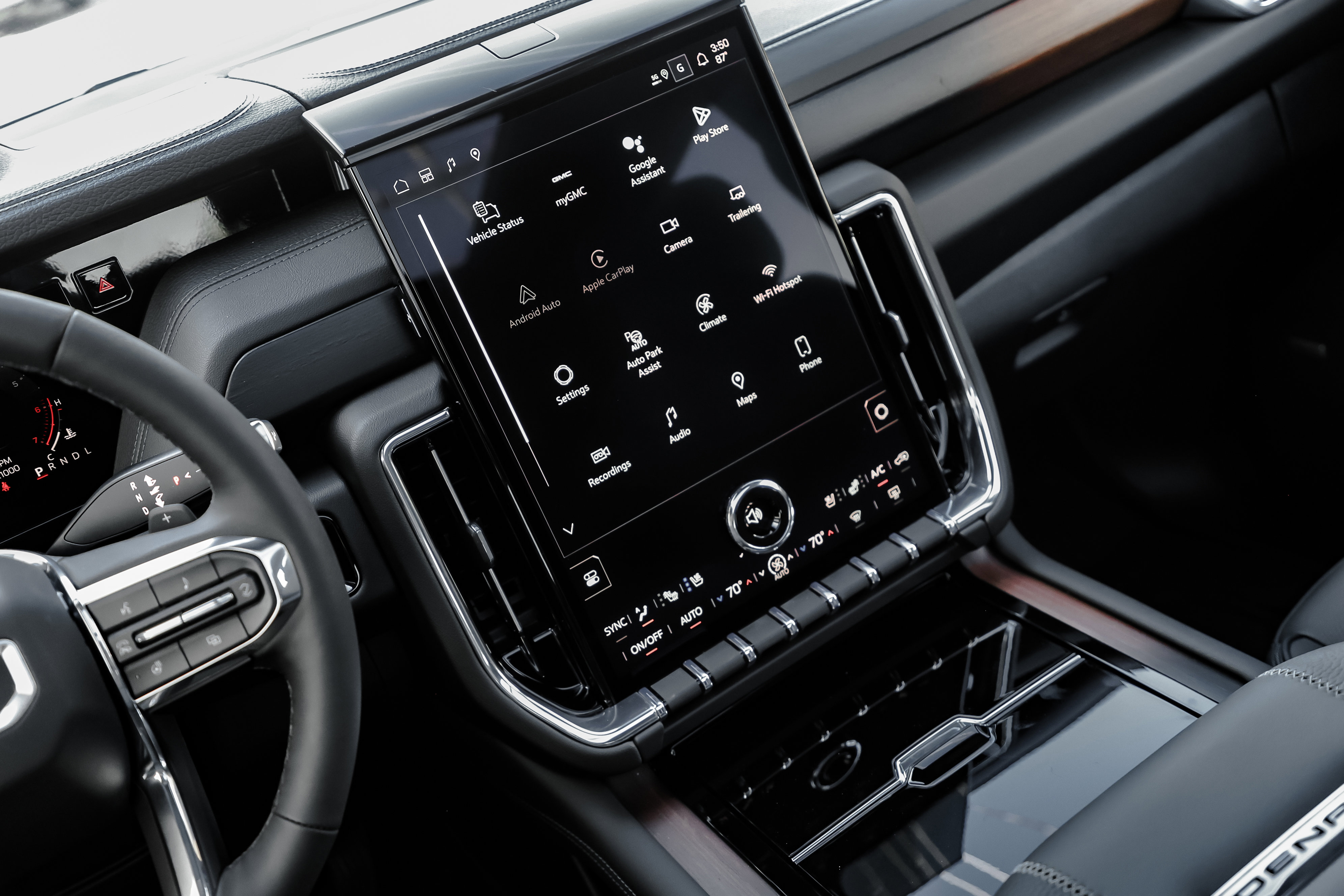 New 2026 GMC Yukon Denali w/ Sun & Power Step Package image 23