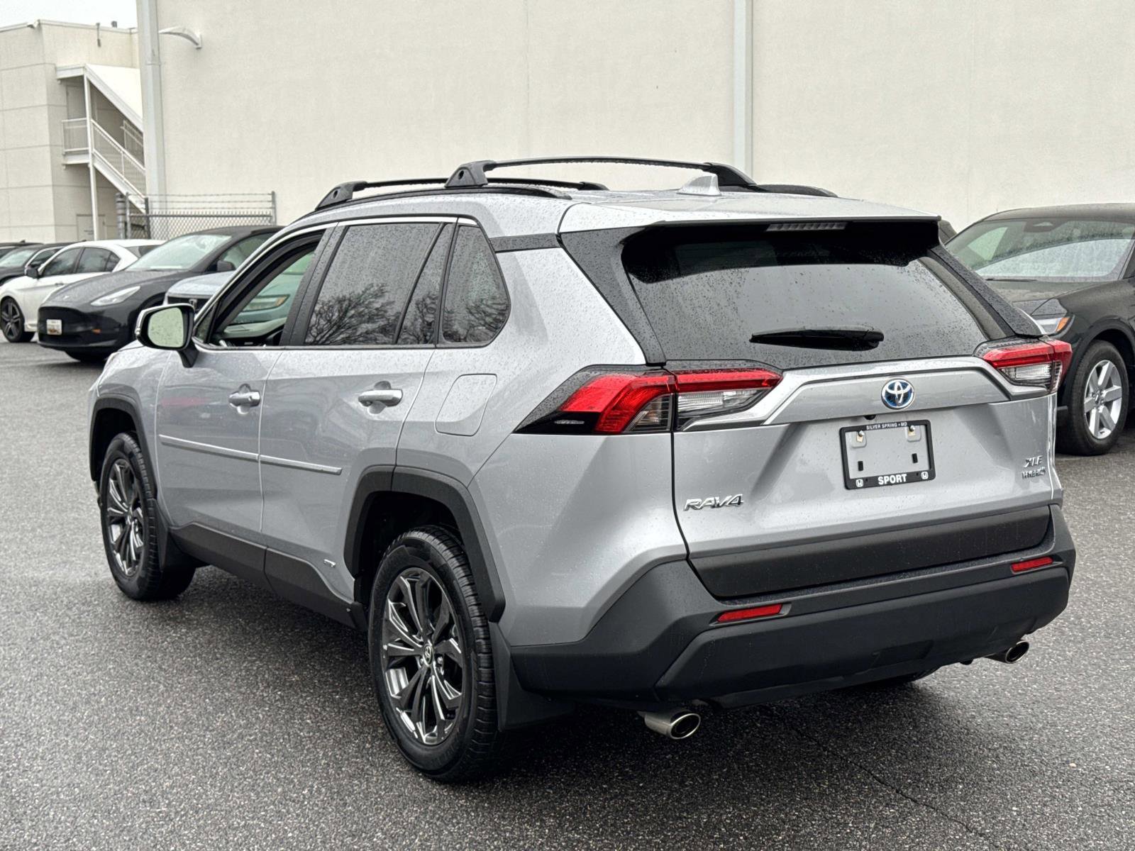 Used 2023 Toyota RAV4 XLE Premium image 24