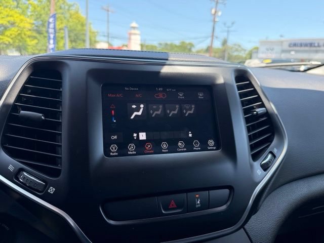 Used 2021 Jeep Cherokee Latitude AWD/4WD image 31
