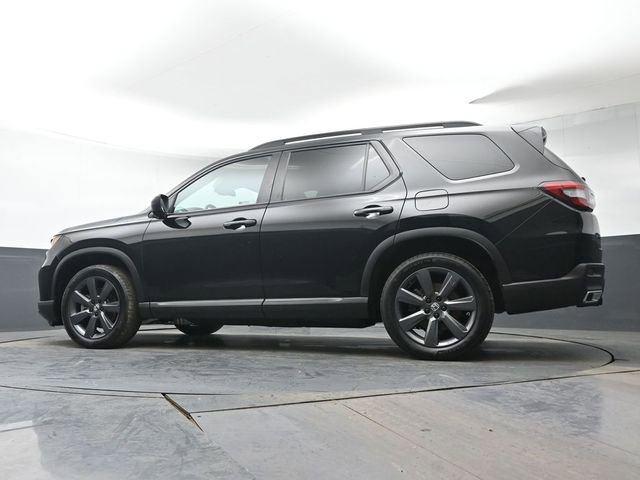 Used 2023 Honda Pilot Sport image 27