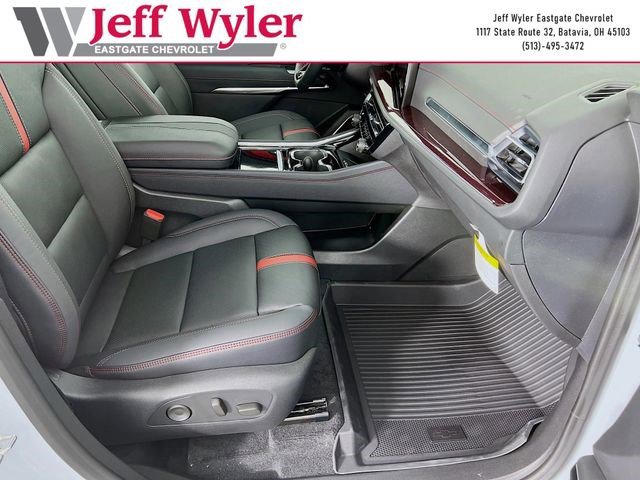 New 2026 Chevrolet Traverse RS w/ LPO, Floor Liner Package FWD image 24