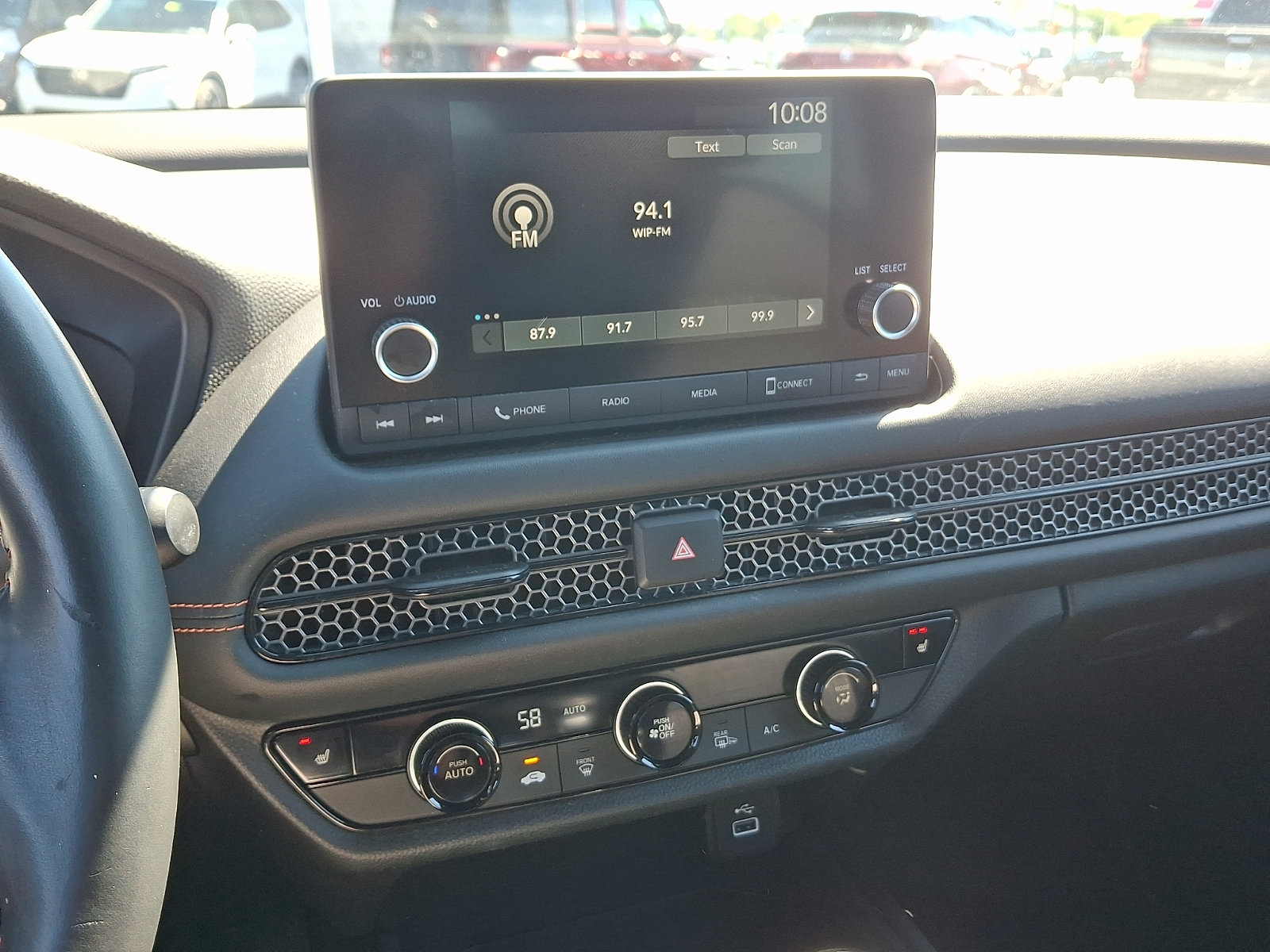 Used 2024 Honda HR-V Sport image 19