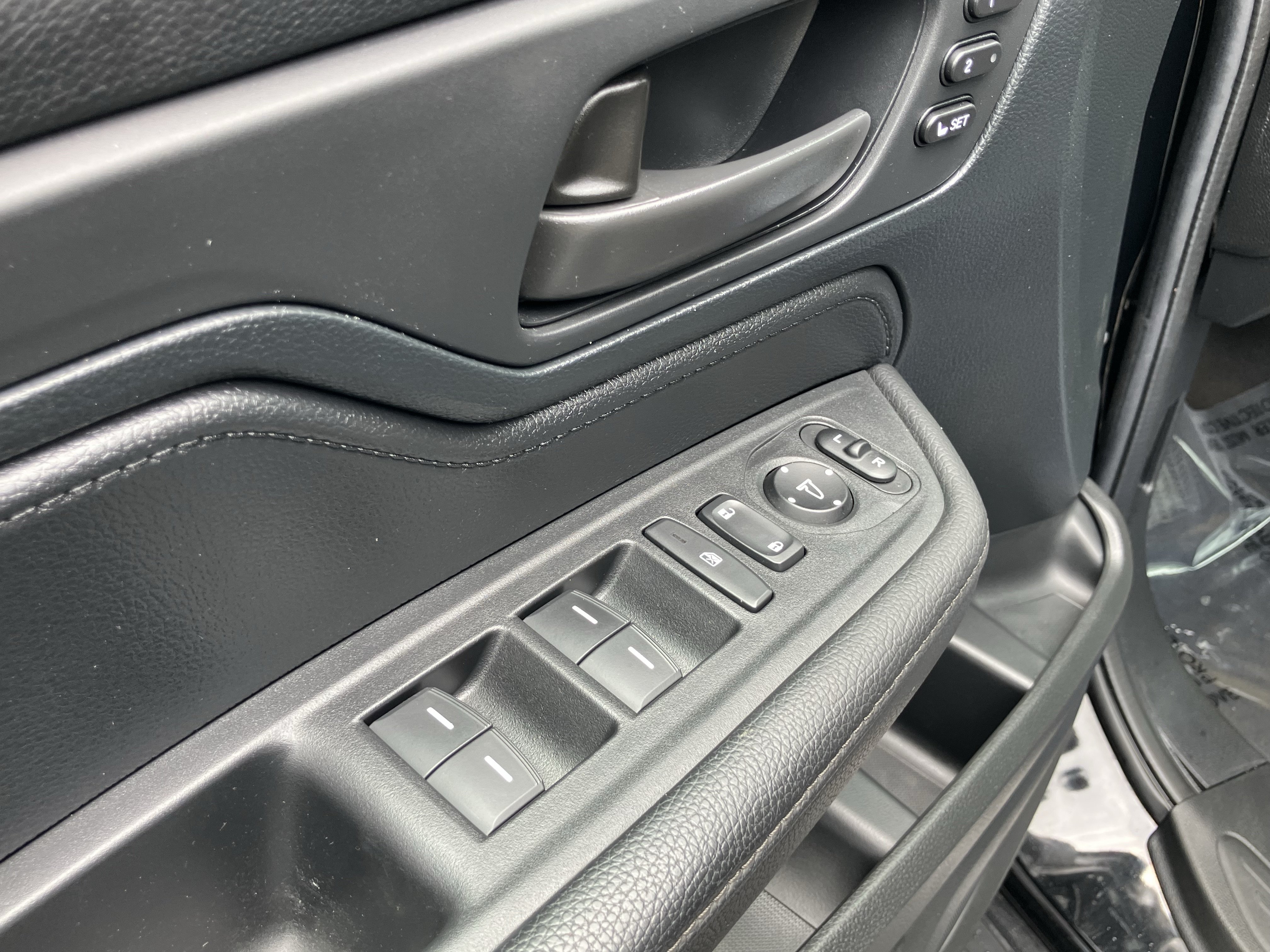 Certified 2024 Honda Odyssey EX-L image 15