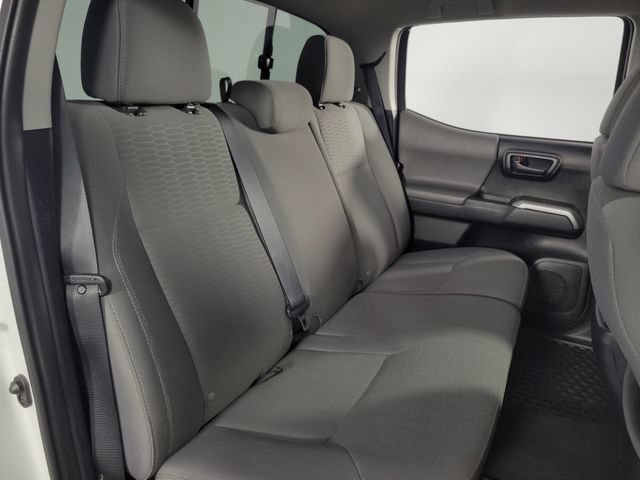 Used 2017 Toyota Tacoma SR5 AWD/4WD image 16