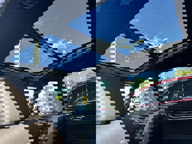 Used 2021 Cadillac XT5 Premium Luxury w/ LPO, Floor Liner Package image 21