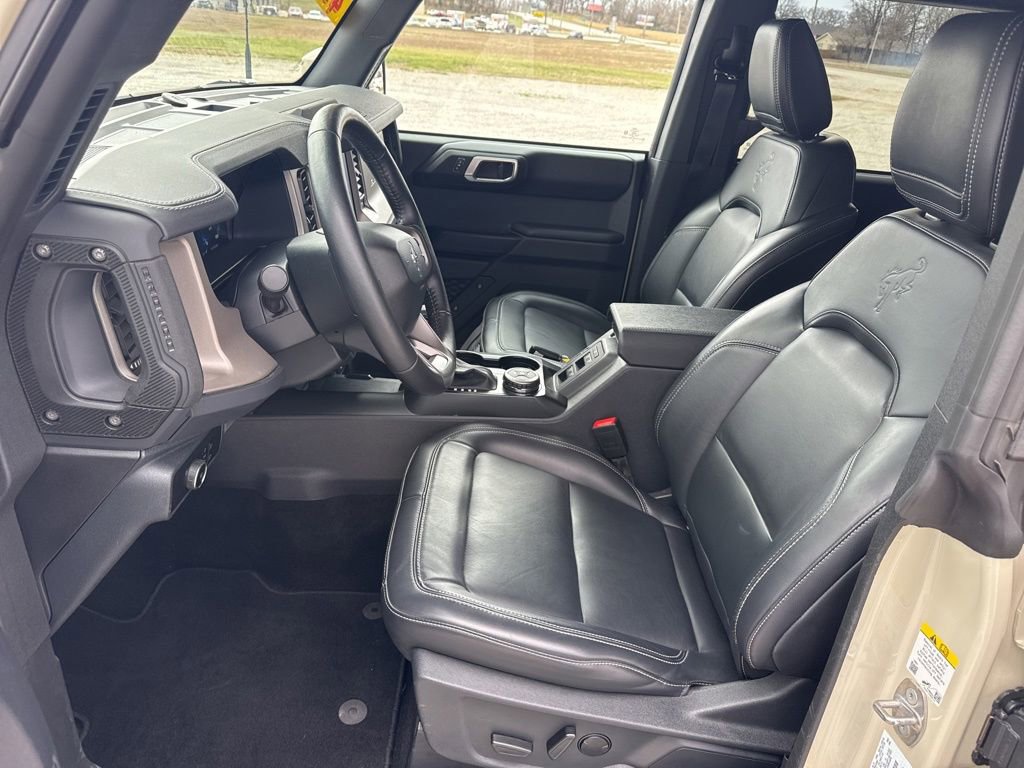 Used 2025 Ford Bronco Outer Banks image 17