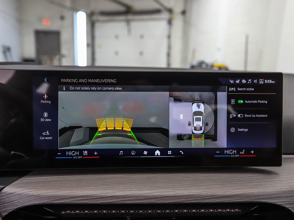 New 2026 BMW 330i xDrive Sedan w/ Premium Package image 19