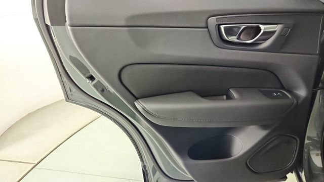 New 2026 Volvo XC60 T8 Plus w/ Climate Package AWD/4WD image 28