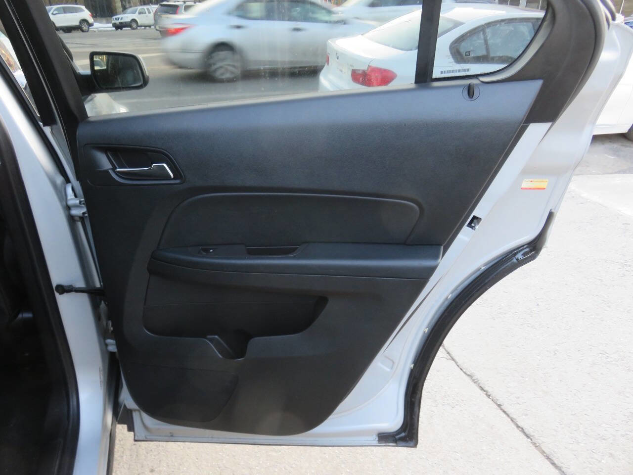 Used 2015 Chevrolet Equinox LT image 26