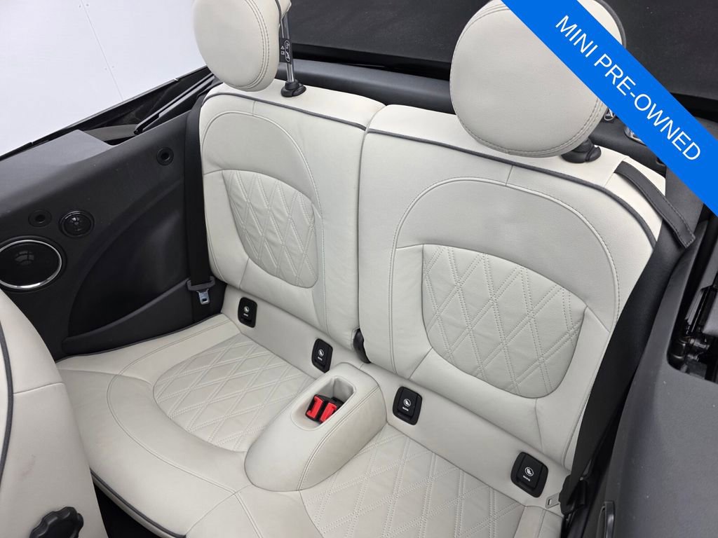 Used 2020 MINI Cooper Convertible image 14