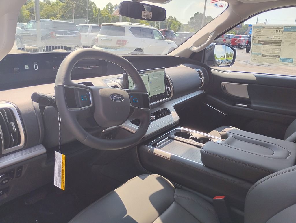 New 2025 Ford Expedition Active image 27