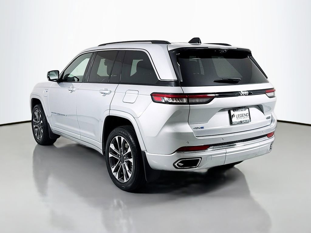 Used 2023 Jeep Grand Cherokee Overland w/ Advanced Protech Group III AWD/4WD image 8