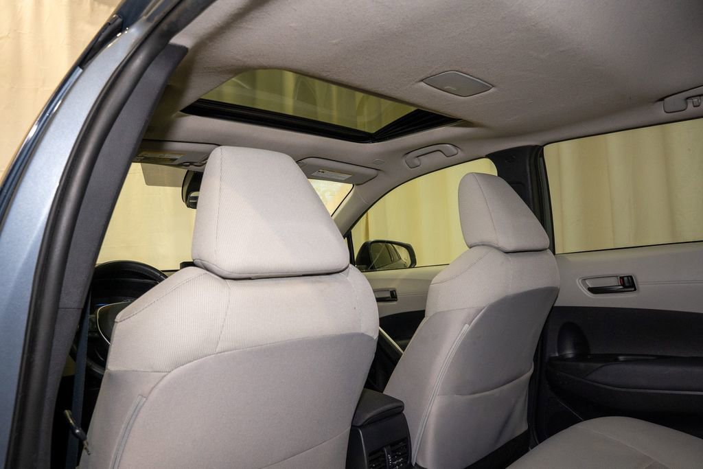 Used 2023 Toyota Corolla Cross LE image 8
