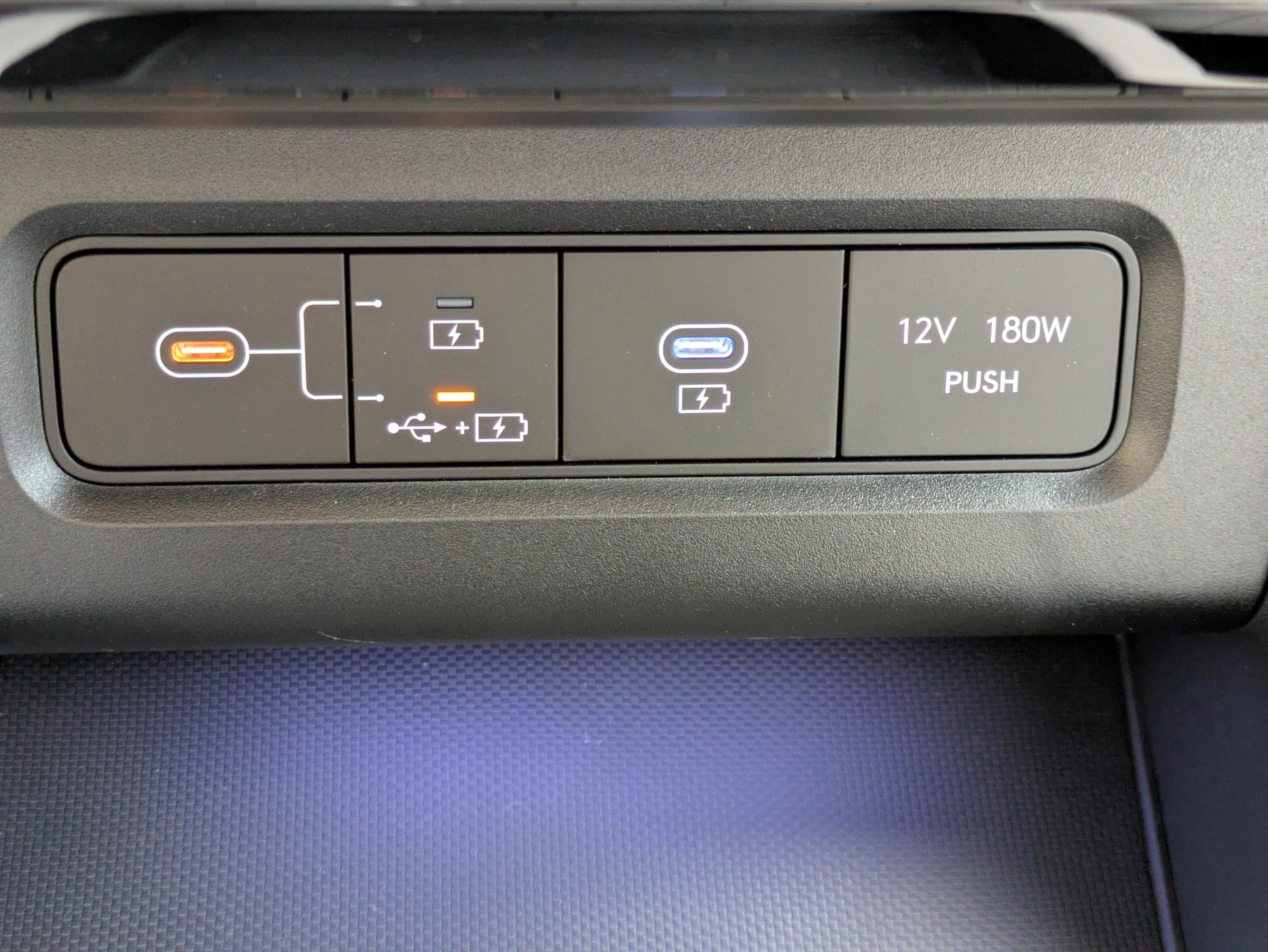 New 2026 Hyundai Tucson Limited image 25