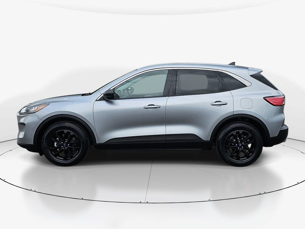 Used 2022 Ford Escape SE image 9
