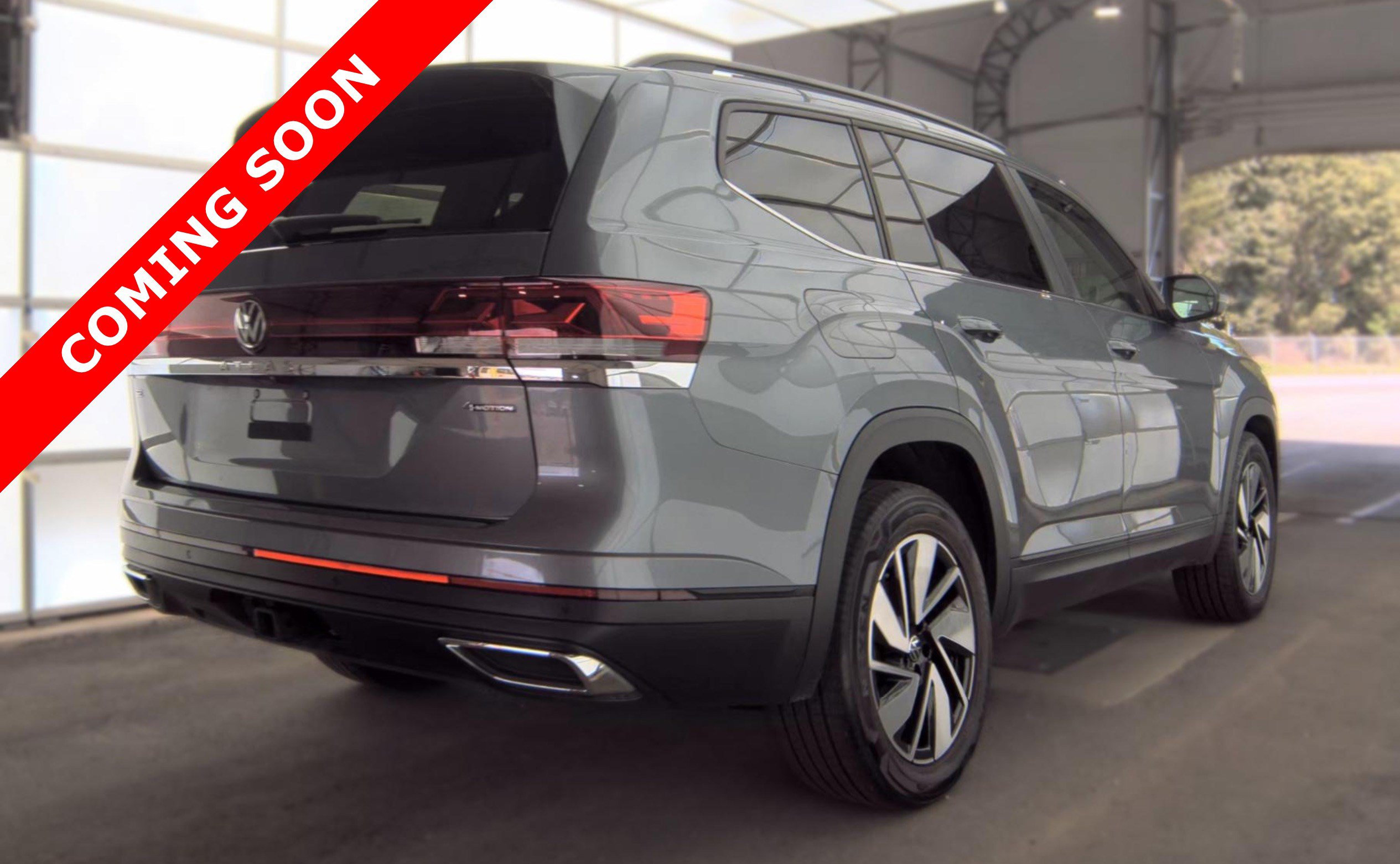 Used 2024 Volkswagen Atlas SE AWD/4WD image 4