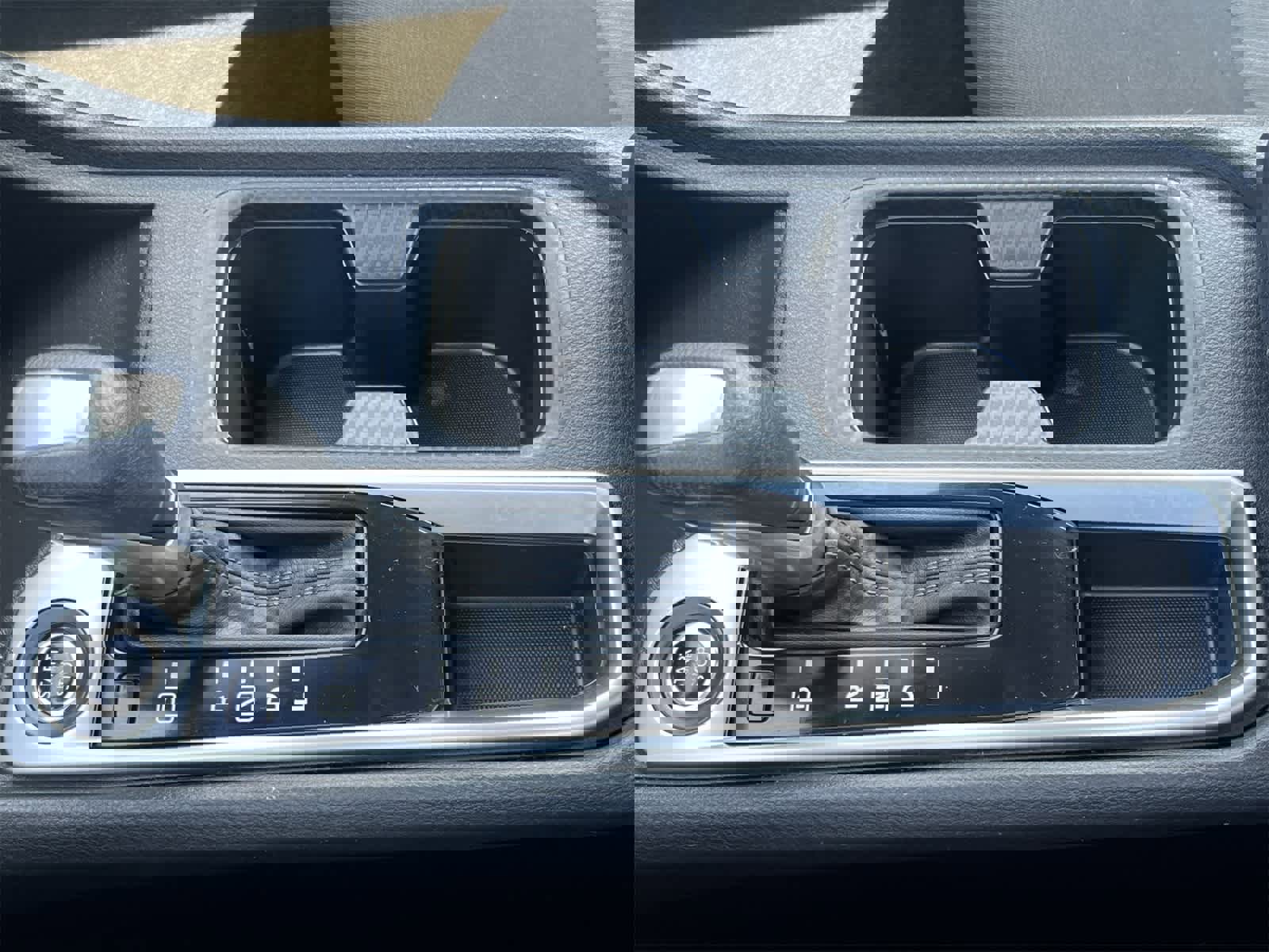 Used 2022 Nissan Sentra SV image 32