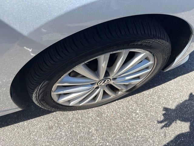 Used 2015 Volkswagen Jetta SE FWD image 14