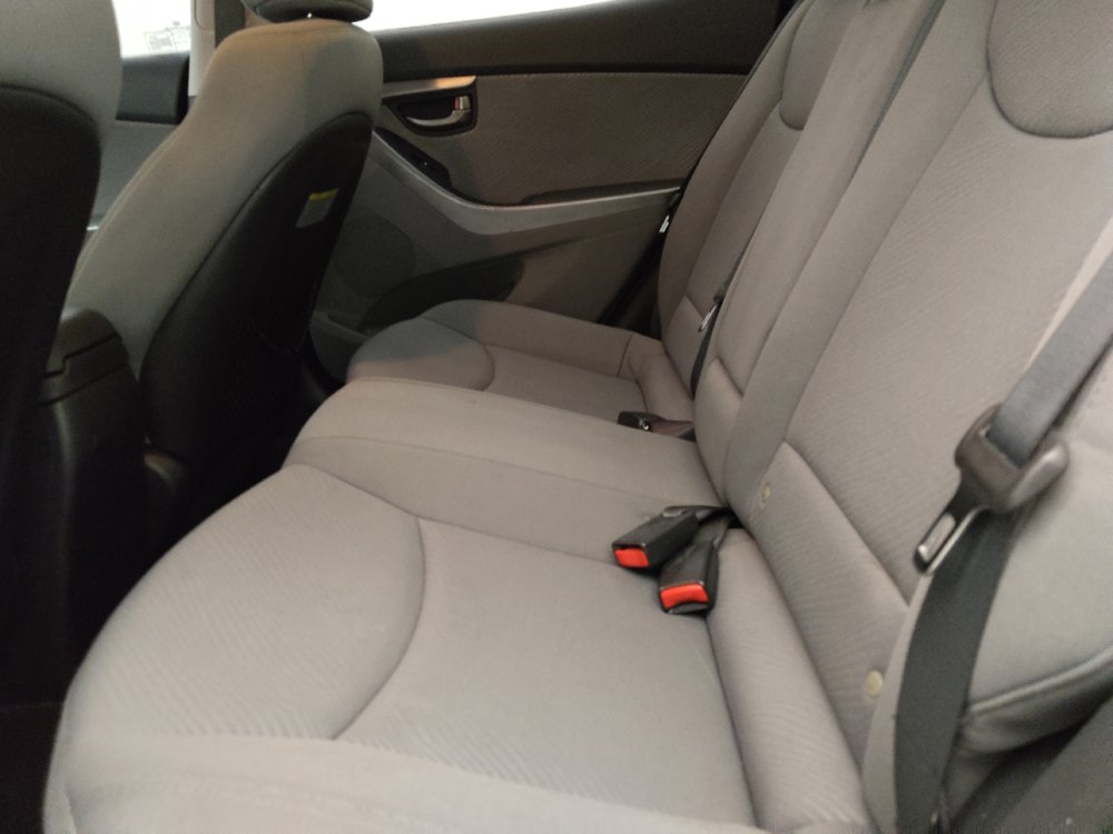 Used 2013 Hyundai Elantra GLS w/ Preferred Pkg image 18