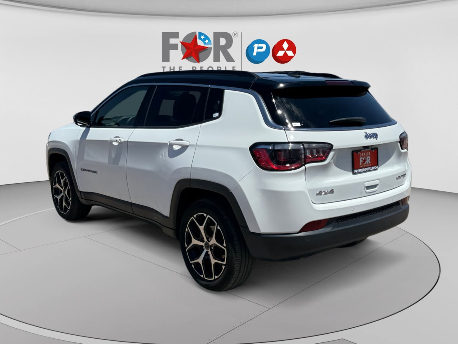 Used 2025 Jeep Compass Limited AWD/4WD image 3