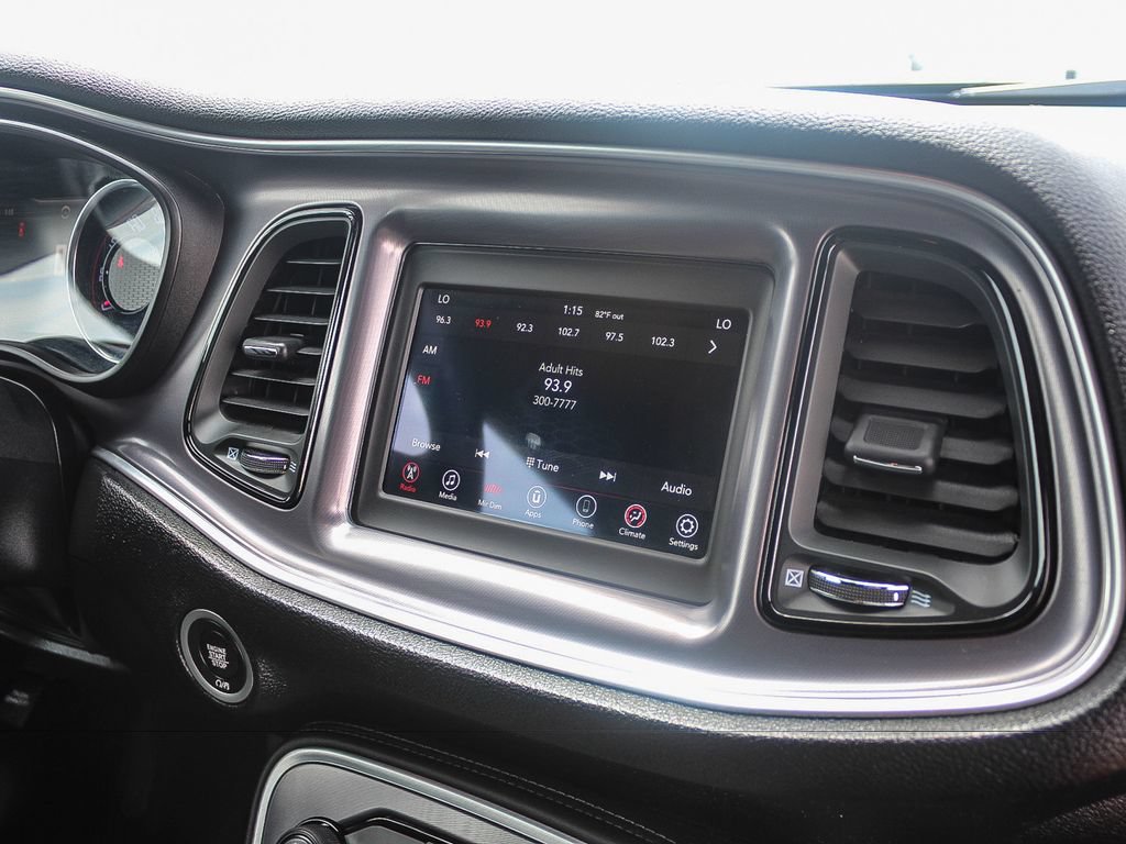 Used 2019 Dodge Challenger SXT RWD image 13