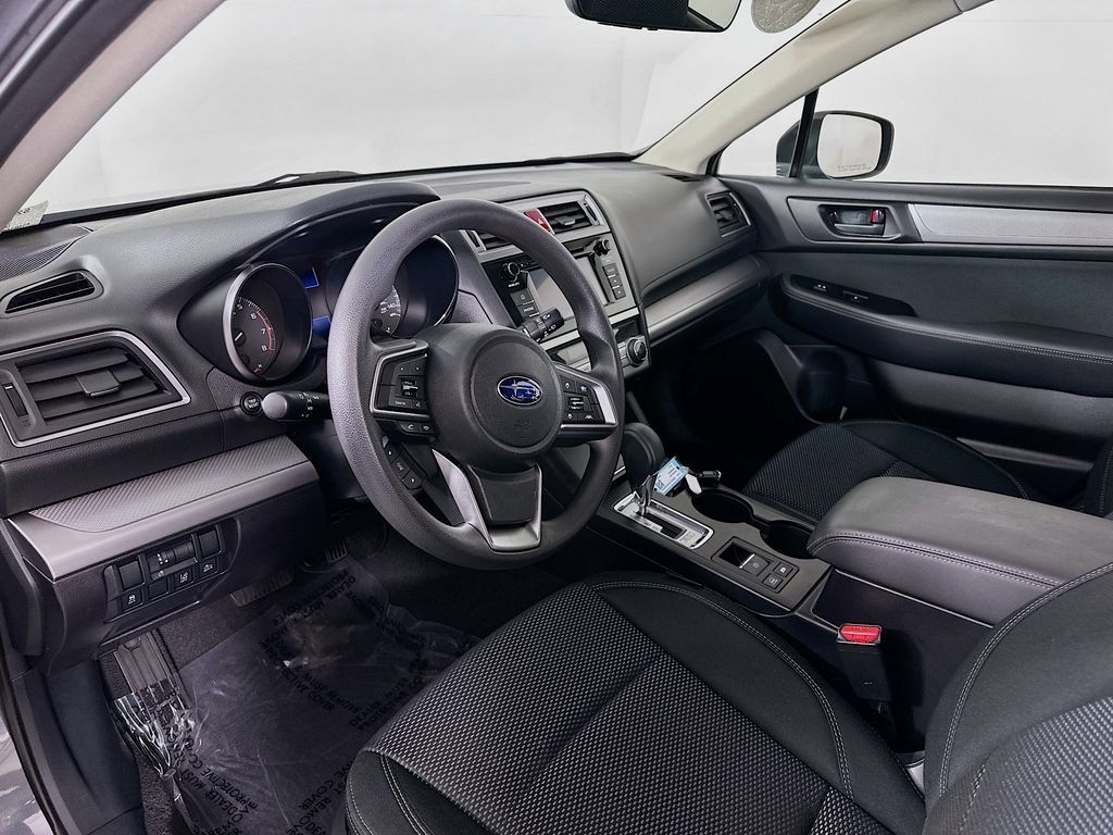 Used 2019 Subaru Outback 2.5i AWD/4WD image 14