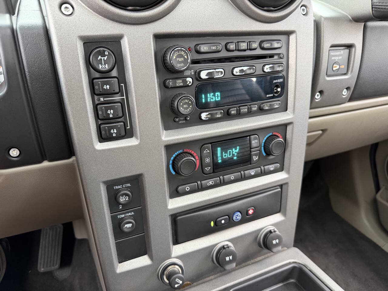Used 2003 HUMMER H2 w/ Preferred Equipment Group AWD/4WD image 23
