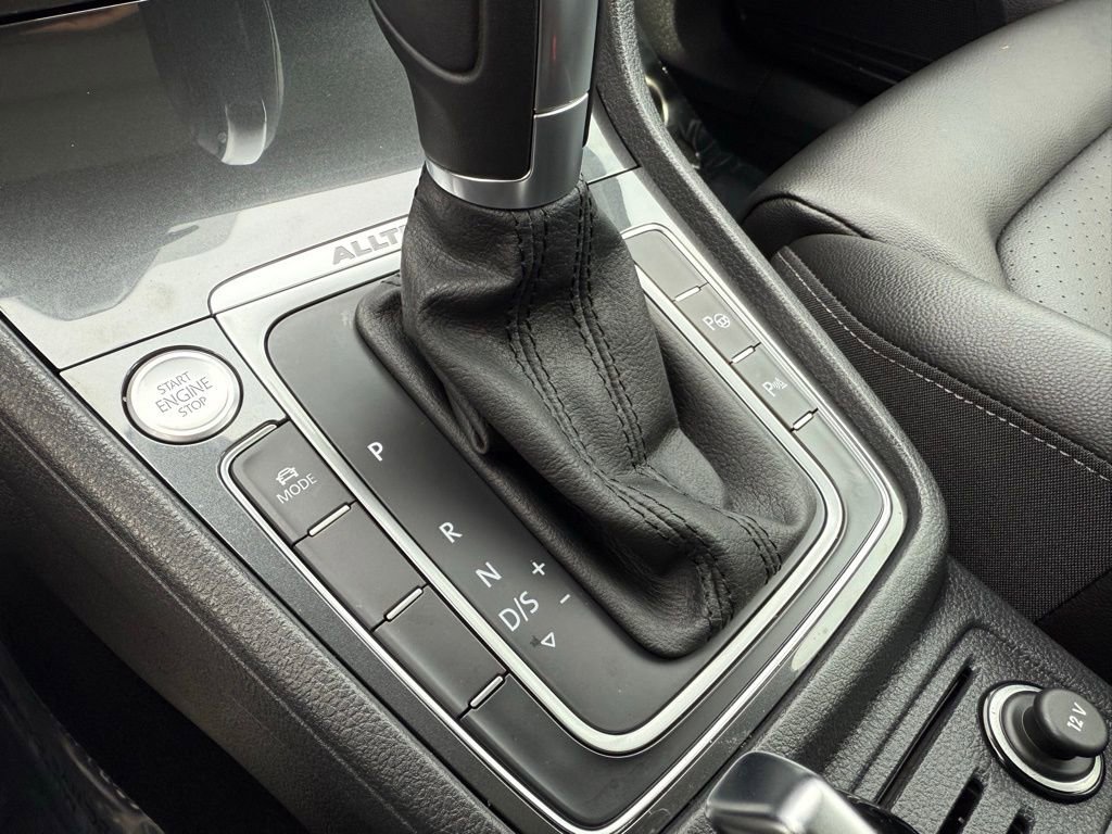 Used 2019 Volkswagen Golf Alltrack SEL image 42