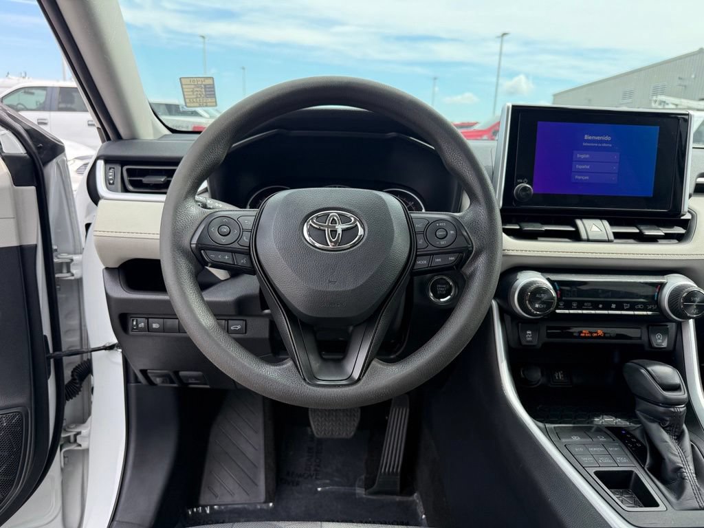 Used 2025 Toyota RAV4 XLE w/ Convenience Package AWD/4WD image 13