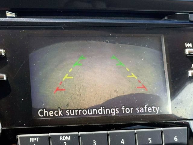Used 2016 Nissan Rogue SV FWD image 26