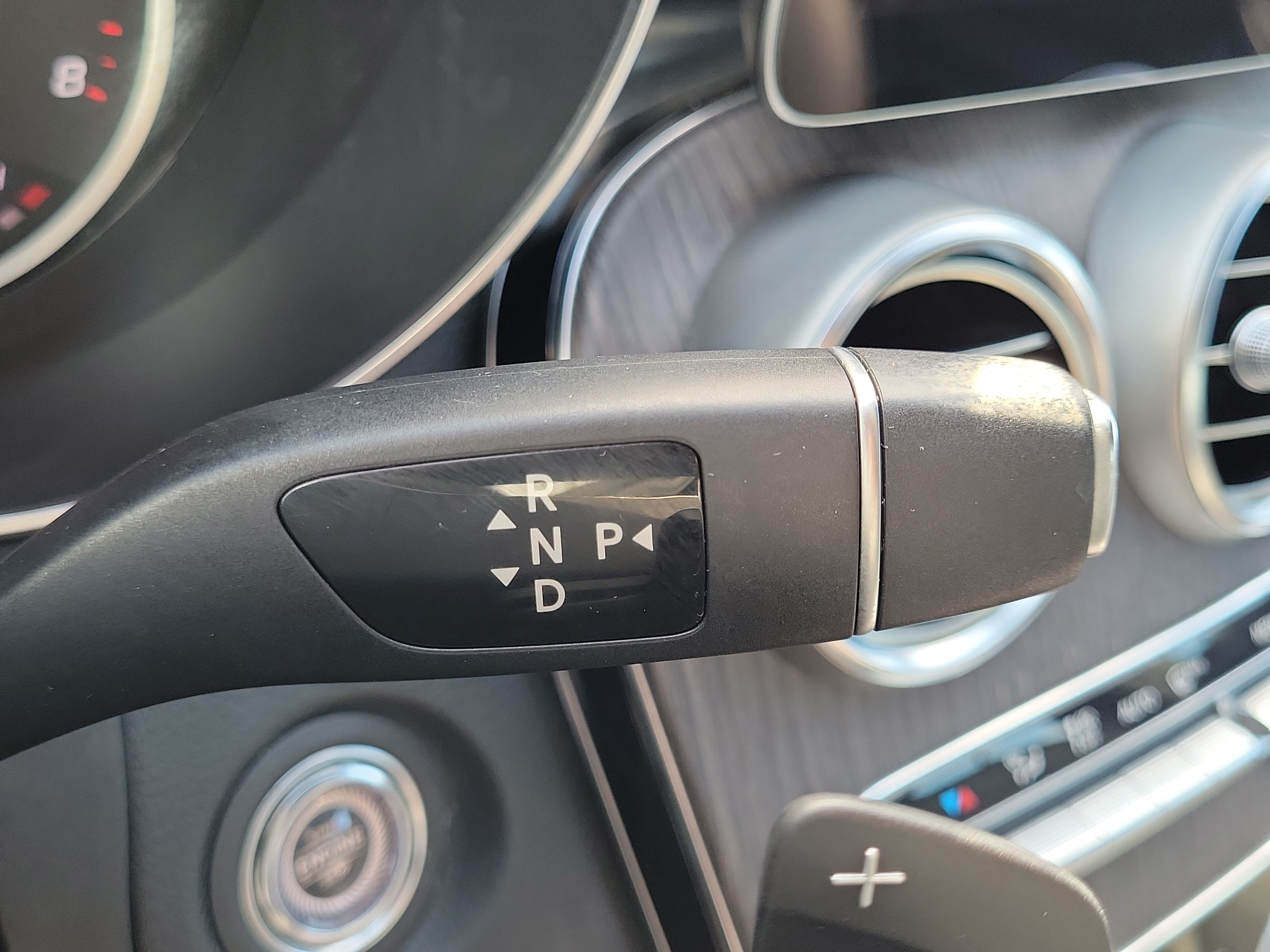 Used 2020 Mercedes-Benz C 300 Sedan image 33